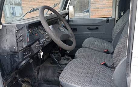 Land Rover Defender I, 1999 год, 1 400 000 рублей, 7 фотография