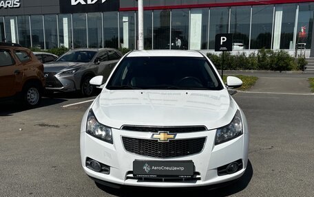 Chevrolet Cruze II, 2011 год, 747 000 рублей, 3 фотография