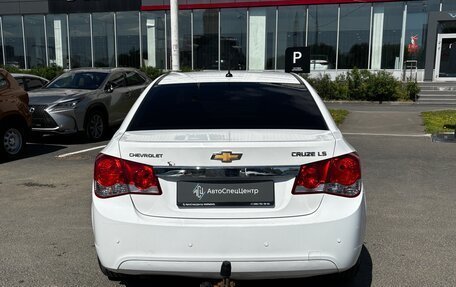 Chevrolet Cruze II, 2011 год, 747 000 рублей, 4 фотография