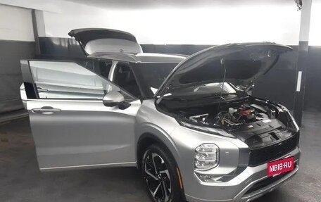 Mitsubishi Outlander, 2022 год, 4 640 637 рублей, 28 фотография