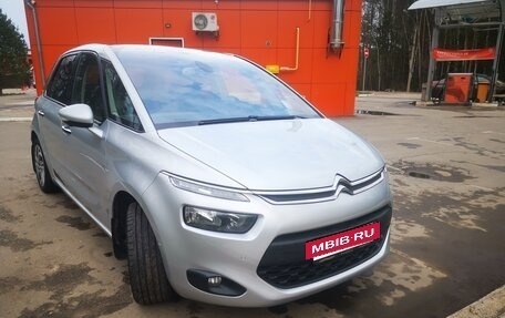 Citroen C4 Picasso II рестайлинг, 2013 год, 930 000 рублей, 2 фотография