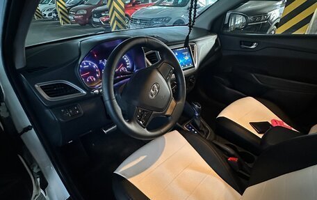 Hyundai Solaris II рестайлинг, 2019 год, 1 400 000 рублей, 3 фотография