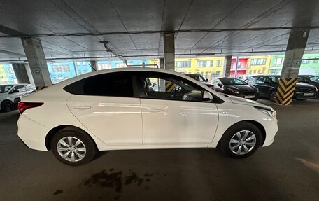 Hyundai Solaris II рестайлинг, 2019 год, 1 400 000 рублей, 12 фотография