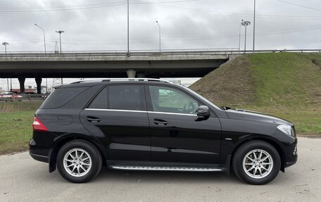 Mercedes-Benz M-Класс, 2012 год, 3 400 000 рублей, 4 фотография
