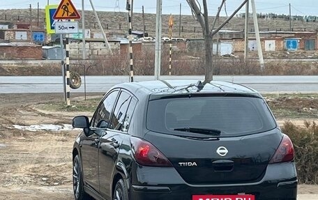 Nissan Tiida, 2010 год, 800 000 рублей, 3 фотография