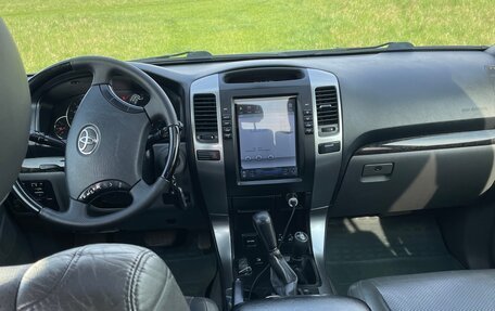 Toyota Land Cruiser Prado 120 рестайлинг, 2009 год, 2 700 000 рублей, 10 фотография