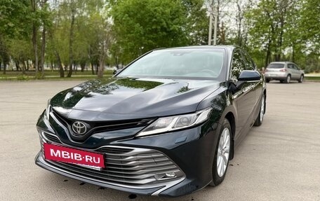 Toyota Camry, 2020 год, 2 690 000 рублей, 3 фотография