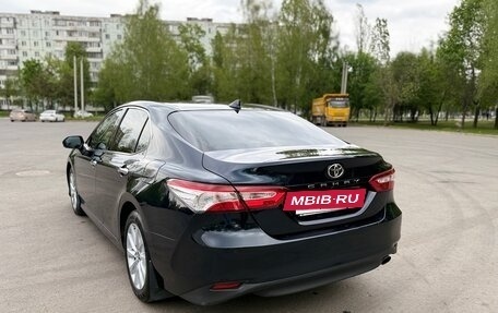 Toyota Camry, 2020 год, 2 690 000 рублей, 7 фотография