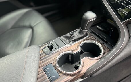 Toyota Camry, 2020 год, 2 690 000 рублей, 18 фотография