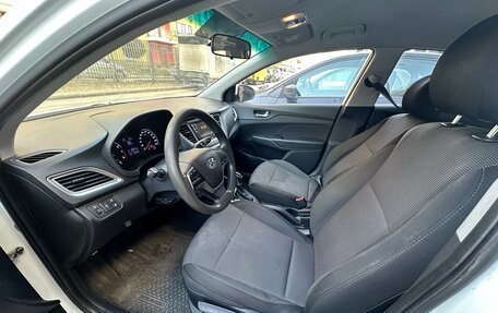 Hyundai Solaris II рестайлинг, 2019 год, 1 100 000 рублей, 8 фотография
