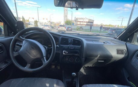 Nissan Primera II рестайлинг, 1996 год, 250 000 рублей, 13 фотография