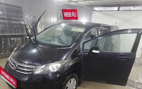 Honda Freed I, 2009 год, 955 000 рублей, 5 фотография