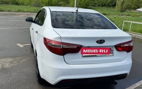 KIA Rio III рестайлинг, 2012 год, 550 000 рублей, 3 фотография