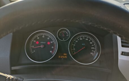 Opel Zafira B, 2008 год, 520 000 рублей, 13 фотография