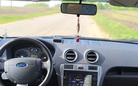 Ford Fusion I, 2010 год, 700 000 рублей, 18 фотография