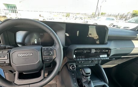 Toyota Land Cruiser Prado, 2024 год, 9 300 000 рублей, 4 фотография