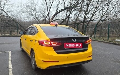 Hyundai Elantra VI рестайлинг, 2018 год, 1 099 999 рублей, 13 фотография