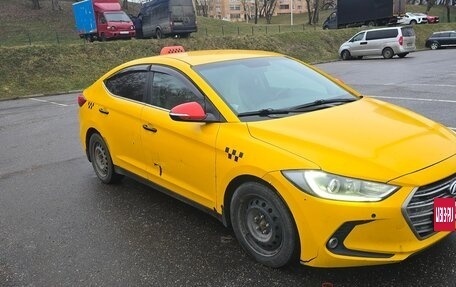 Hyundai Elantra VI рестайлинг, 2018 год, 1 099 999 рублей, 5 фотография