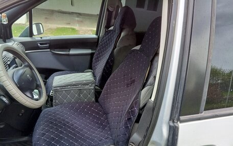 Peugeot 807 I, 2004 год, 700 000 рублей, 9 фотография