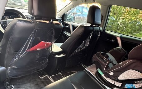 Toyota RAV4, 2018 год, 2 990 000 рублей, 6 фотография