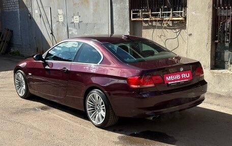 BMW 3 серия, 2008 год, 1 800 000 рублей, 3 фотография