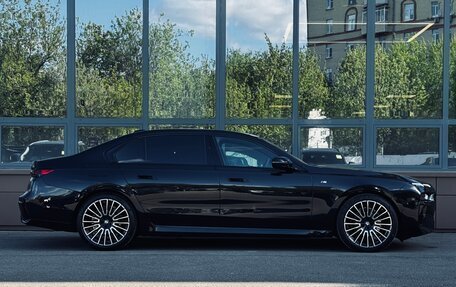 BMW 7 серия, 2024 год, 18 500 000 рублей, 2 фотография