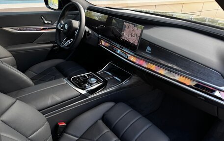 BMW 7 серия, 2024 год, 18 500 000 рублей, 13 фотография