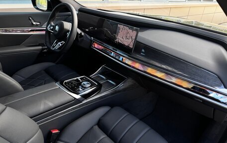 BMW 7 серия, 2024 год, 18 500 000 рублей, 12 фотография