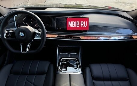 BMW 7 серия, 2024 год, 18 500 000 рублей, 10 фотография