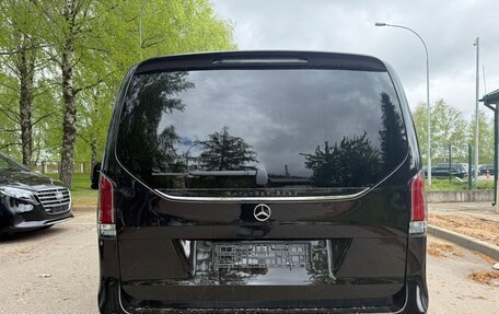 Mercedes-Benz V-Класс, 2024 год, 14 250 000 рублей, 3 фотография