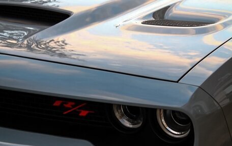 Dodge Challenger III рестайлинг 2, 2022 год, 11 000 000 рублей, 10 фотография