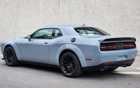 Dodge Challenger III рестайлинг 2, 2022 год, 11 000 000 рублей, 12 фотография