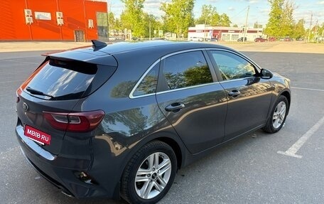 KIA cee'd III, 2019 год, 1 700 000 рублей, 2 фотография