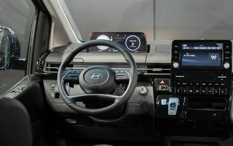 Hyundai Staria, 2025 год, 7 990 000 рублей, 11 фотография