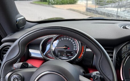 MINI Hatch, 2020 год, 4 000 000 рублей, 11 фотография
