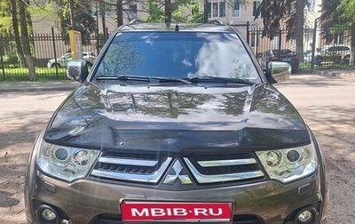Mitsubishi Pajero Sport II рестайлинг, 2013 год, 2 100 000 рублей, 1 фотография