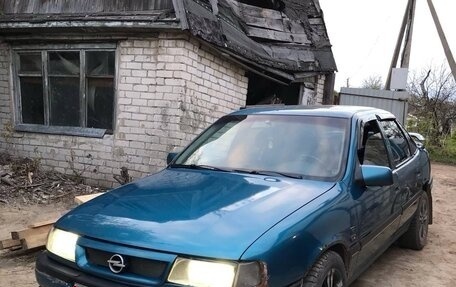 Opel Vectra A, 1993 год, 157 000 рублей, 1 фотография