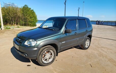 Chevrolet Niva I рестайлинг, 2010 год, 510 000 рублей, 6 фотография