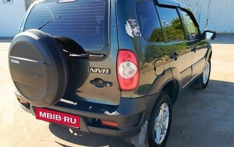 Chevrolet Niva I рестайлинг, 2010 год, 510 000 рублей, 3 фотография