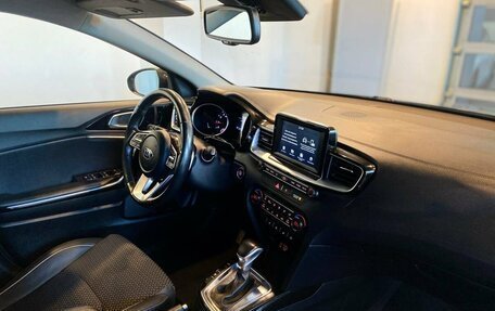 KIA cee'd III, 2019 год, 1 750 000 рублей, 12 фотография