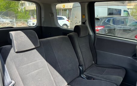Toyota Voxy II, 2007 год, 680 000 рублей, 9 фотография