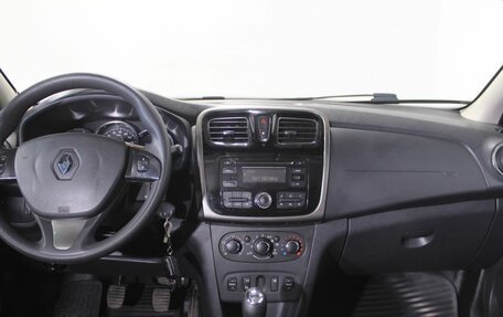 Renault Logan II, 2015 год, 730 000 рублей, 14 фотография