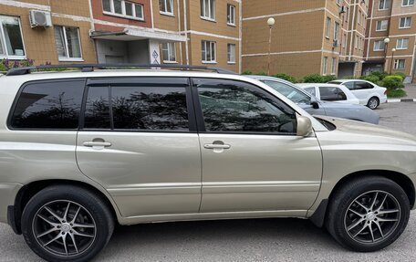 Toyota Highlander III, 2003 год, 1 230 000 рублей, 5 фотография