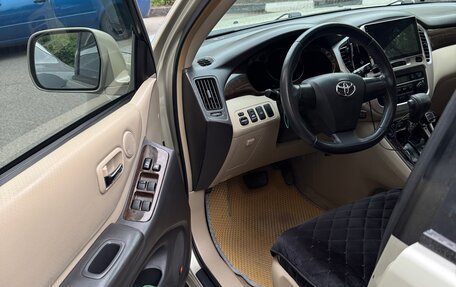 Toyota Highlander III, 2003 год, 1 230 000 рублей, 10 фотография