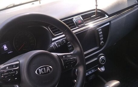 KIA Rio IV, 2019 год, 1 900 000 рублей, 3 фотография