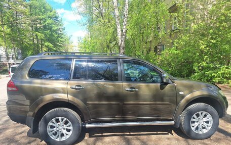 Mitsubishi Pajero Sport II рестайлинг, 2013 год, 2 100 000 рублей, 3 фотография