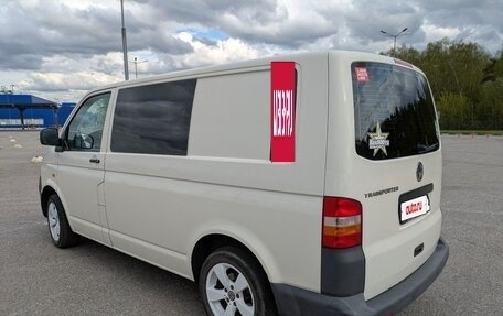 Volkswagen Transporter T5 рестайлинг, 2007 год, 1 350 000 рублей, 6 фотография
