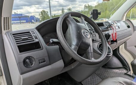Volkswagen Transporter T5 рестайлинг, 2007 год, 1 350 000 рублей, 19 фотография