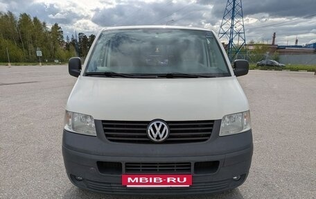 Volkswagen Transporter T5 рестайлинг, 2007 год, 1 350 000 рублей, 2 фотография