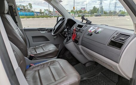 Volkswagen Transporter T5 рестайлинг, 2007 год, 1 350 000 рублей, 23 фотография